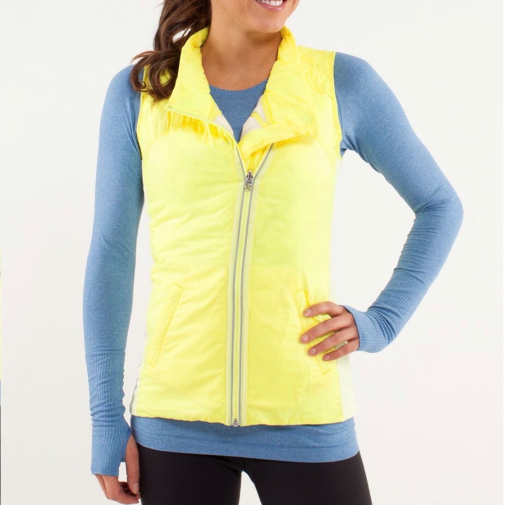 ⚡️💛 LIKE NEW Lululemon What the Fluff Vest!! 💛⚡️